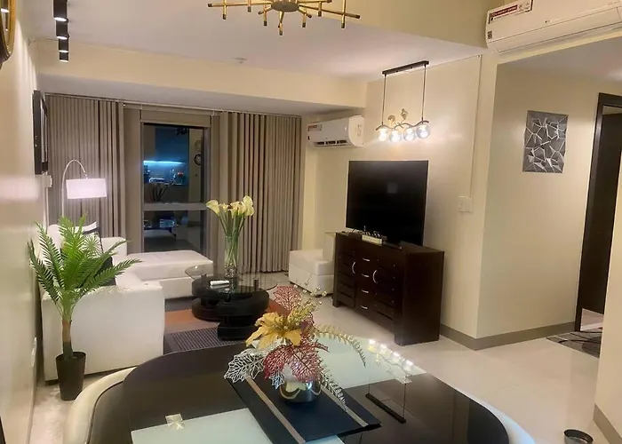 Stunning 2.5 Br@eastwood Global * Manila