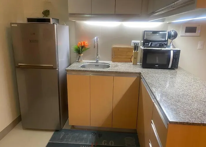 Stunning 2.5 Br@eastwood Global