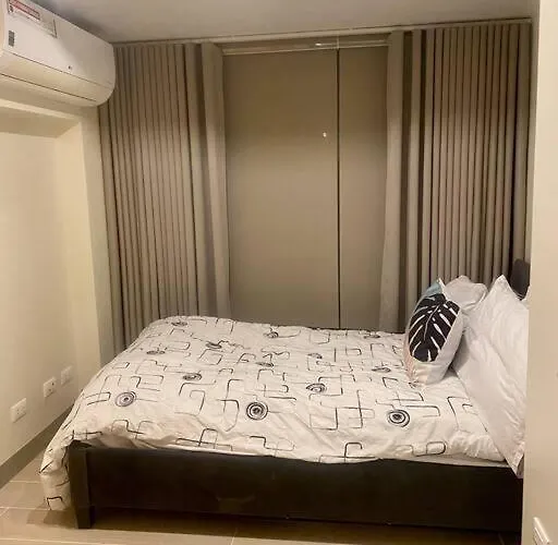 Stunning 2.5 Br@eastwood Global Manila