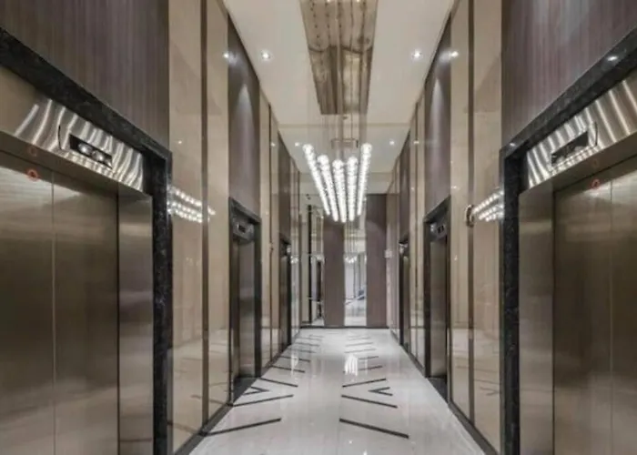 Stunning 2.5 Br@eastwood Global * Manila