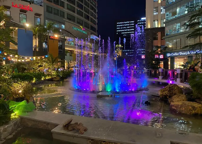 Stunning 2.5 Br@eastwood Global Manila