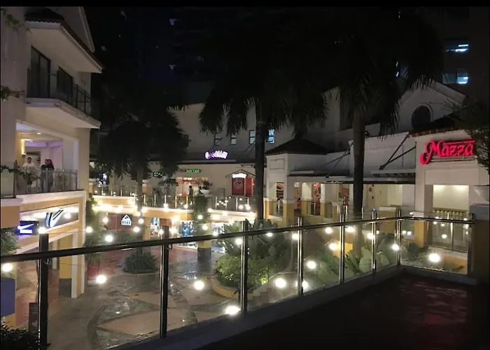 Stunning 2.5 Br@eastwood Global Apartamento Manila